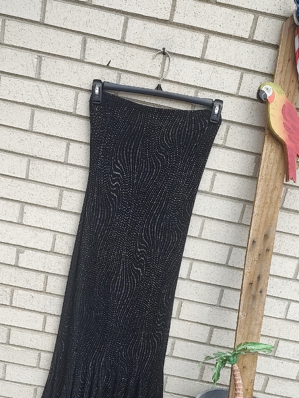 Black/With Silver Beaded- Elegant Evening Gown - Picture 5 of 10